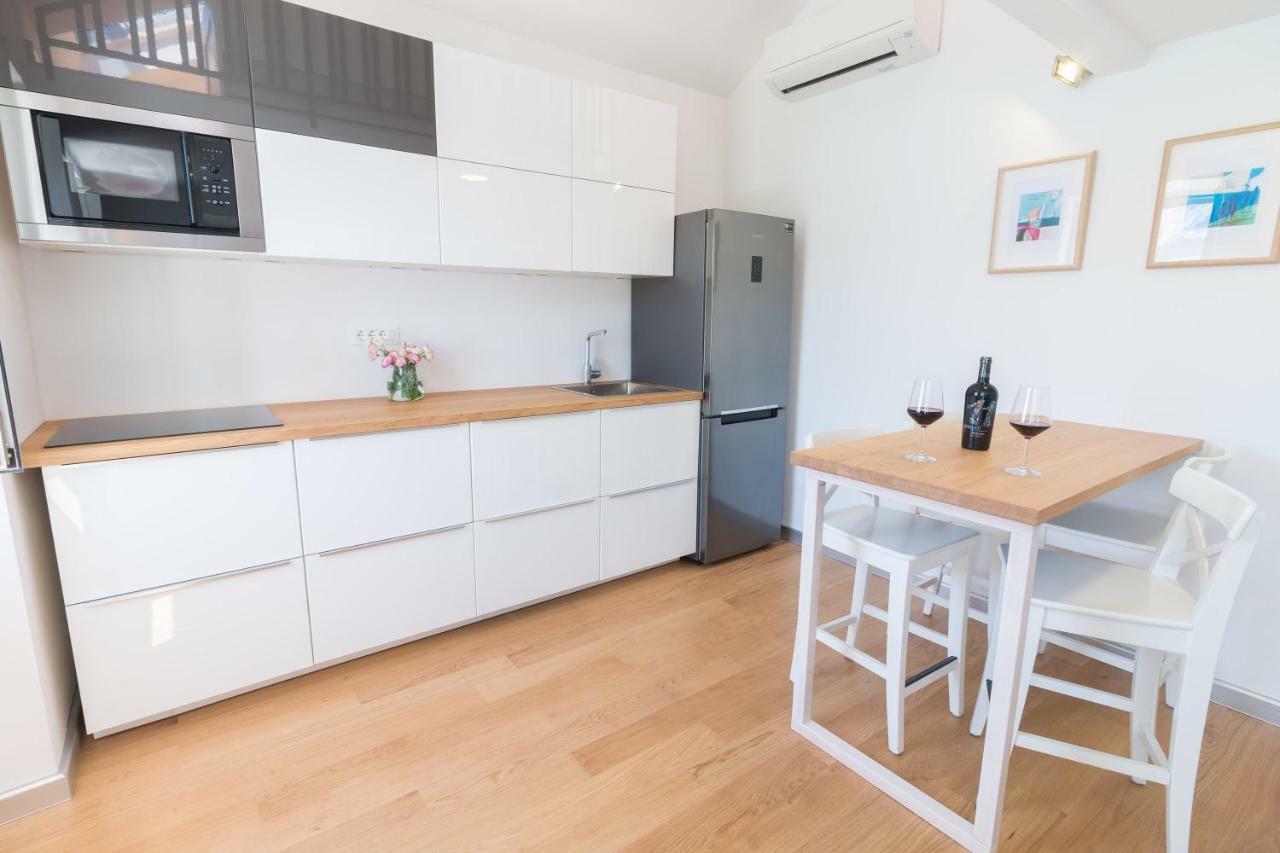 Seaview Apartments Baska Экстерьер фото