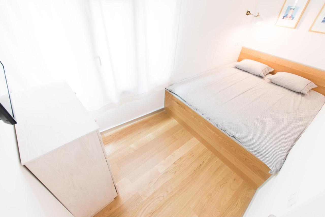 Seaview Apartments Baska Экстерьер фото