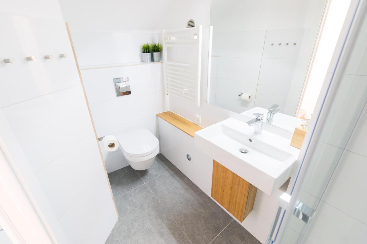 Seaview Apartments Baska Экстерьер фото
